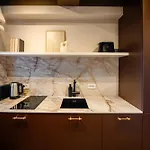 Chocolette | Sky With Parliament View