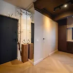 Lejlighed Chocolette | Sky With Parliament View