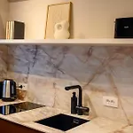 Chocolette | Sky With Parliament View *