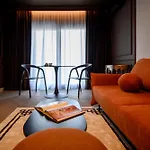 Chocolette | Sky With Parliament View Bukarest