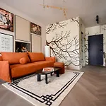 Chocolette | Sky With Parliament View