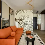 Chocolette | Sky With Parliament View Lejlighed *