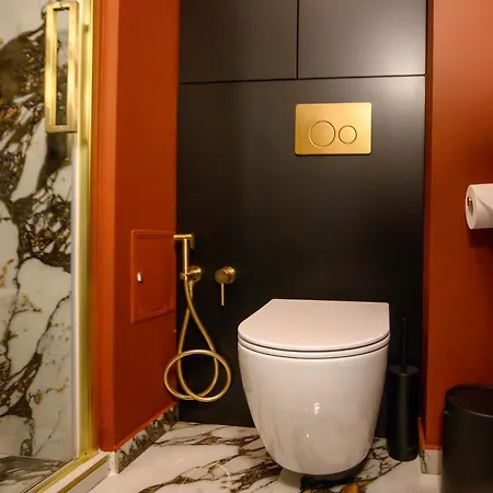 Chocolette | Sky With Parliament View Διαμέρισμα