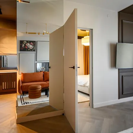 Appartement Chocolette | Sky With Parliament View Boekarest