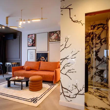 Chocolette | Sky With Parliament View * Βουκουρέστι