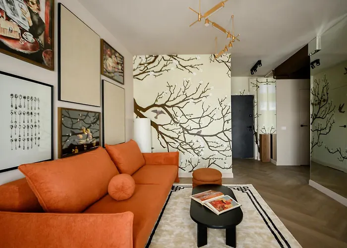 Chocolette | Sky With Parliament View Apartment *