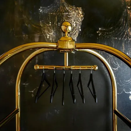 Chocolette | Sky With Parliament View Apartamento